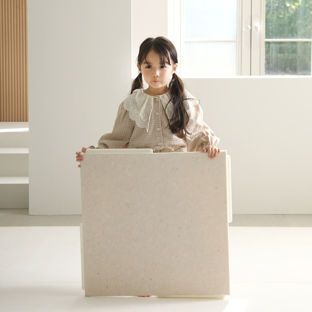 下の階に気をつかわない暮らしへ。防音に優れたクッションマットで叶える快適生活!