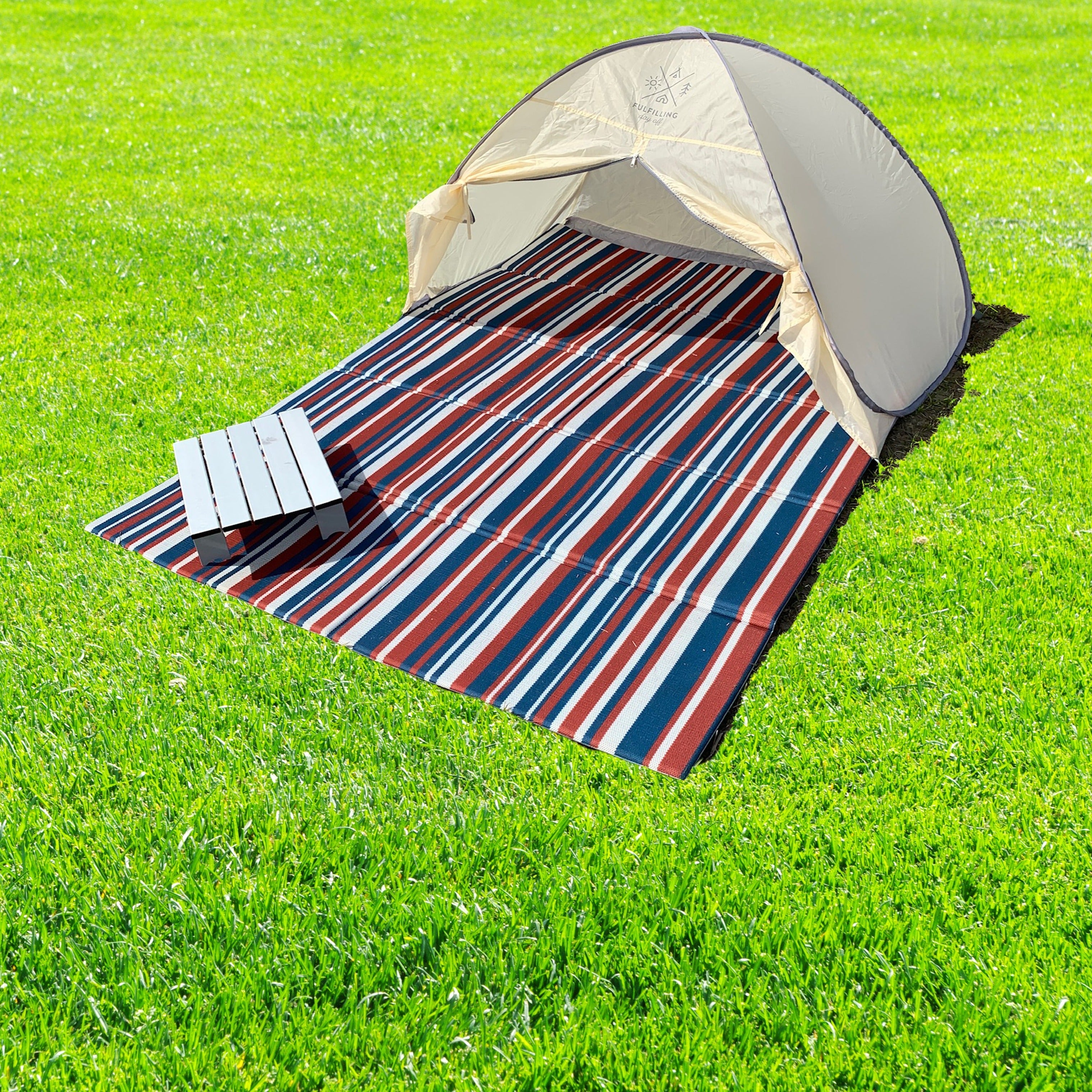 PARKLON デザインキャンピングマット 200cm×140cm×1.0cm 【折りたたみサイズ 70cm×40cm×10cm】